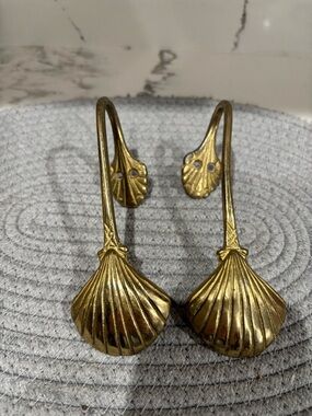 Vintage sea shell brass curtain tie backs